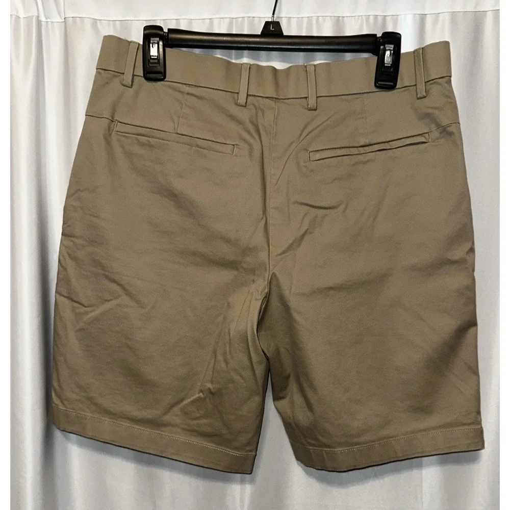 Banana Republic Aiden Shorts Mens Size 33 Tan Flat Front Pockets Stretch